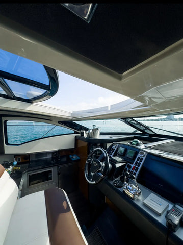 Rental Great Marquis 42” 2009 Miami yatch (Capacity max 13 people)